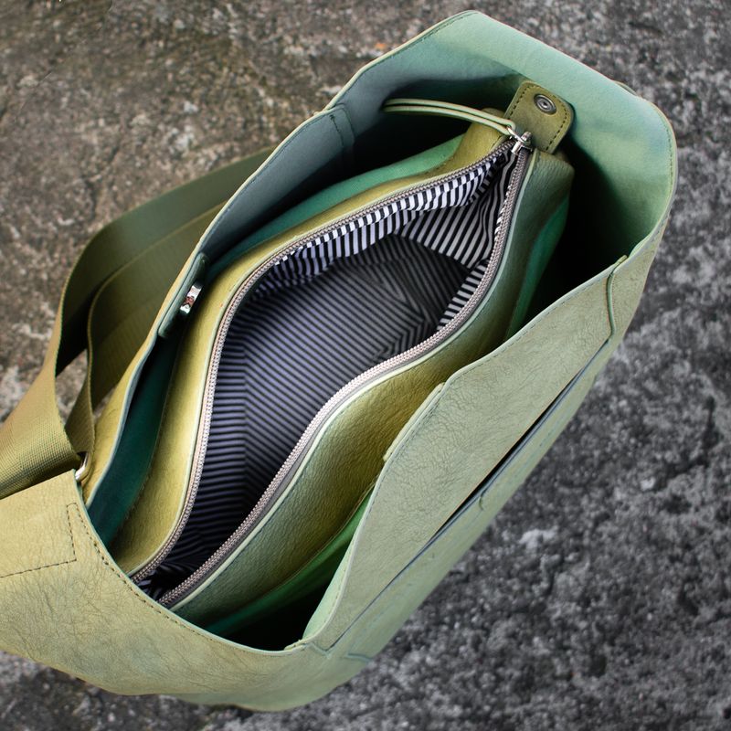 Anna stor crossbag - grå