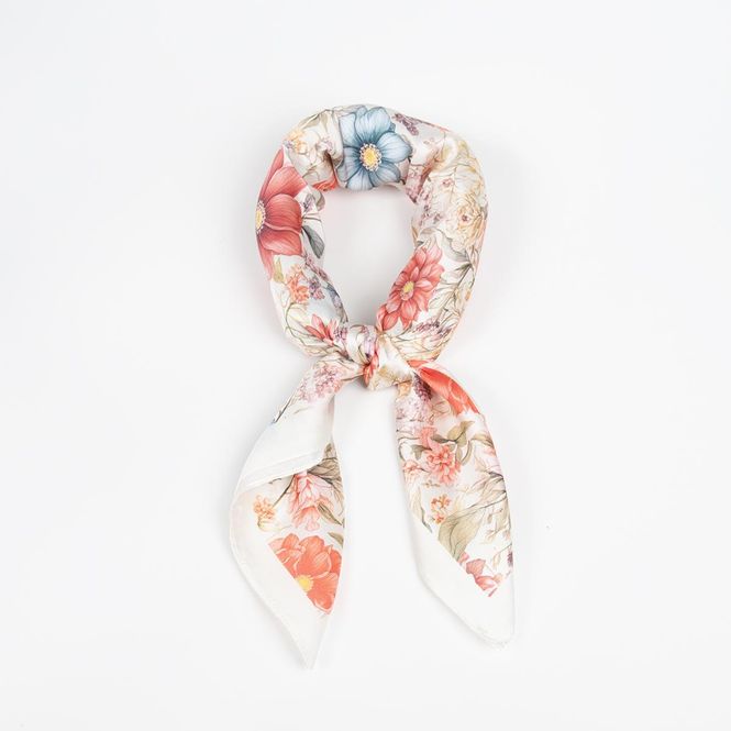 Huvudbild Liten scarf ljusblå med blomsteräng