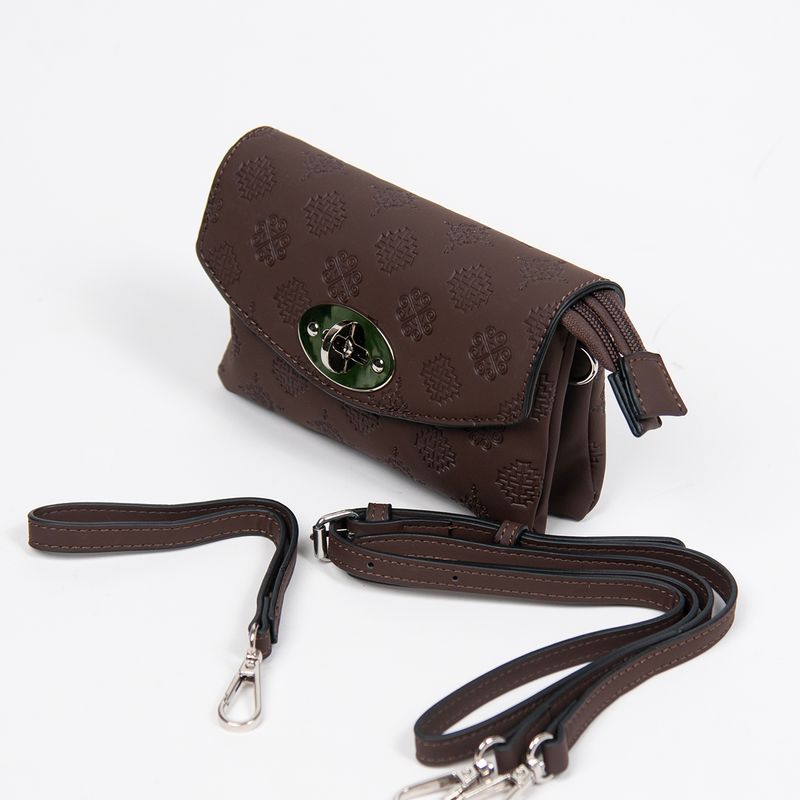 DANIELLE clutch med preget mønster brun sølvfarget metall
